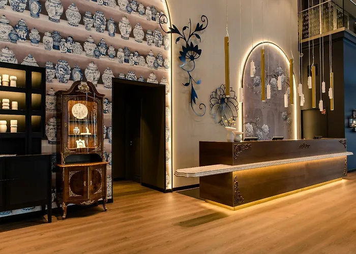 One Am Zwinger Hotel 3*