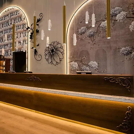 One Am Zwinger Hotel 3*