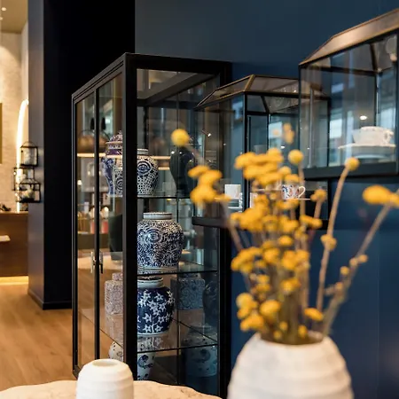 Ξενοδοχείο One Am Zwinger 3*