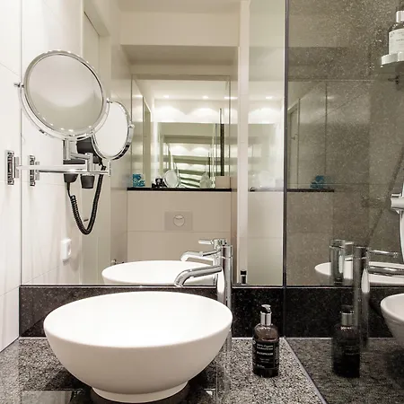 원 암 쯔빙거 드레스덴