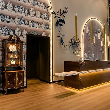 One Am Zwinger Hotel 3*