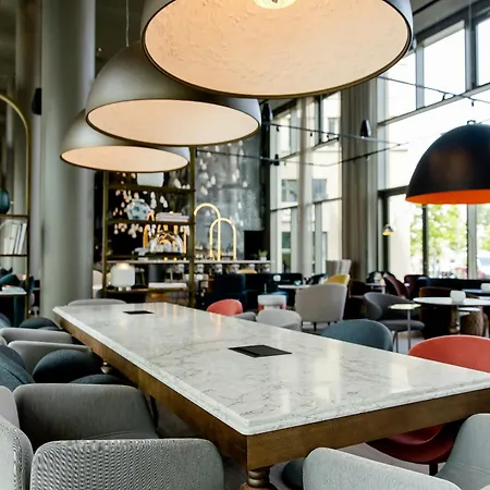 원 암 쯔빙거 호텔