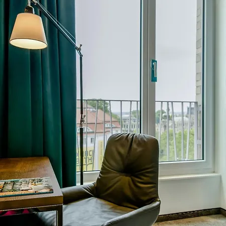 원 암 쯔빙거 드레스덴