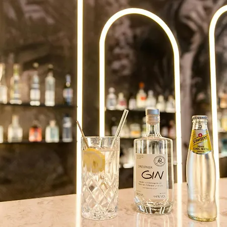 원 암 쯔빙거 3* 드레스덴