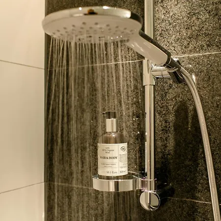 원 암 쯔빙거 3* 드레스덴