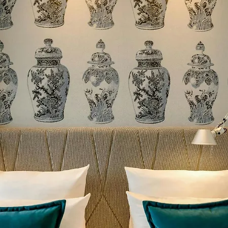 Hotel One Am Zwinger 3*