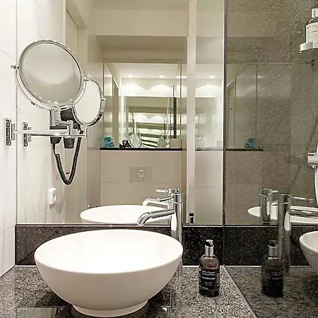 Hotel One Am Zwinger