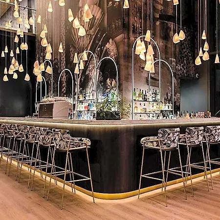 Hotel One Am Zwinger 3*