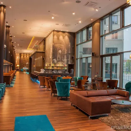 One Am Zwinger Hotel