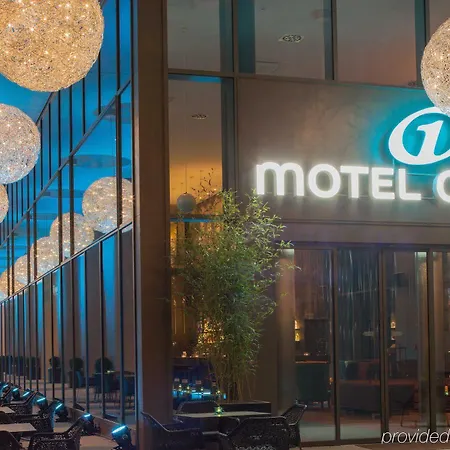 One Am Zwinger 3* Dresda