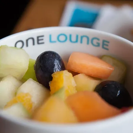 원 암 쯔빙거 호텔 3*