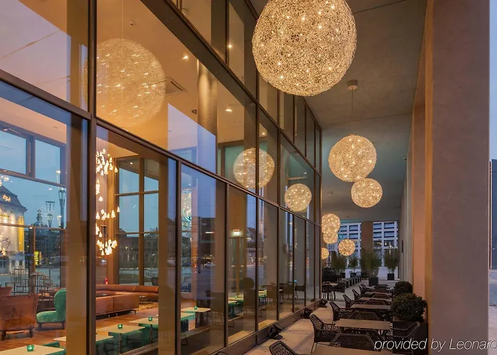 Otel One Am Zwinger 3*